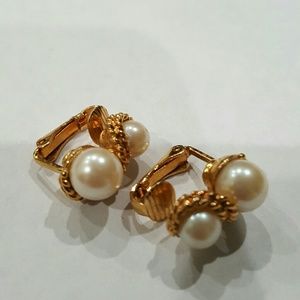 Pearl earrings